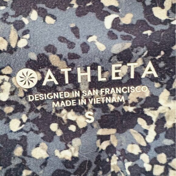 Athleta Sandstone Salutation 7/8 Tight Legging Size Small - Picture 7 of 7